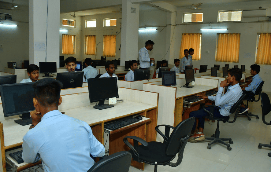 Satpuda College Of Engineering Balaghat Campus Life photo 11